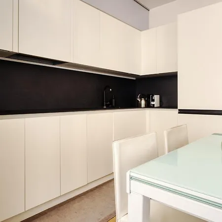 Hostmate - - Donatello 9 - Loreto Milano